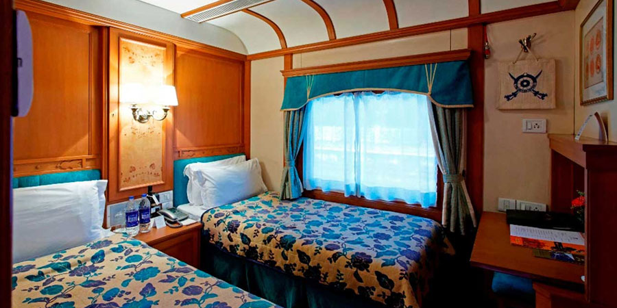 Deccan Odyssey Luxury Train Tour