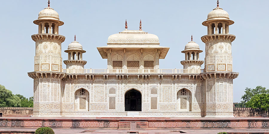 Visit Fatehpur Sikri Itmad-ud-Daulah's tomb