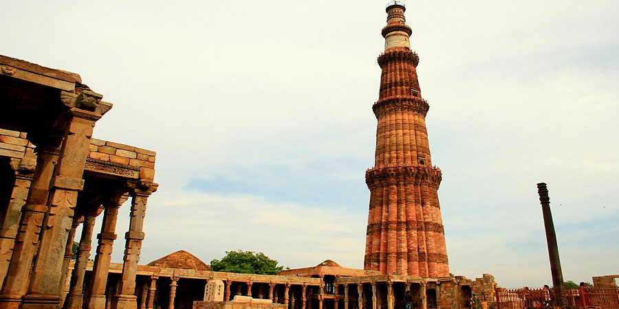 Qutub Minar Delhi local sightseeing tour by car